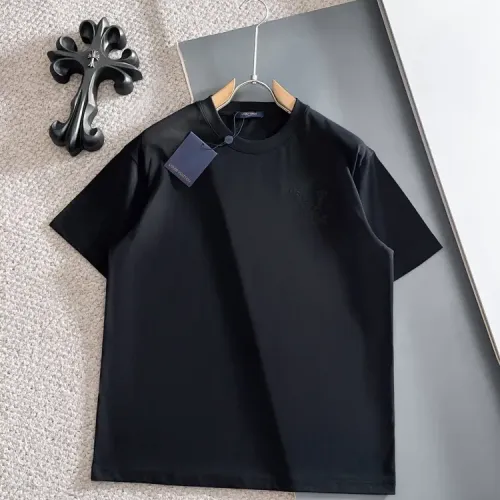Replica Louis Vuitton LV T-Shirts Short Sleeved For Unisex #1414573 $42.00 USD for Wholesale