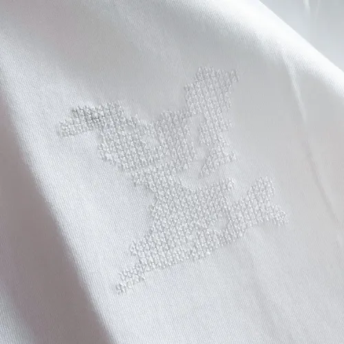 Replica Louis Vuitton LV T-Shirts Short Sleeved For Unisex #1414575 $42.00 USD for Wholesale