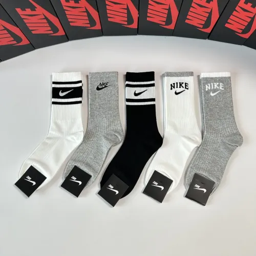 Replica Nike Socks #1414822 $29.00 USD for Wholesale