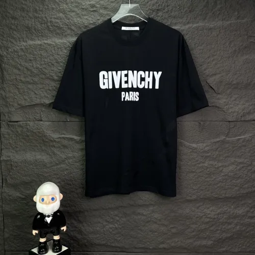 Givenchy T-Shirts Short Sleeved For Unisex #1416493 $40.00 USD, Wholesale Replica Givenchy T-Shirts