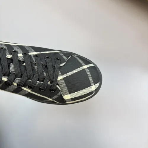 Replica Burberry Casual Shoes For Men #1417072 $72.00 USD for Wholesale