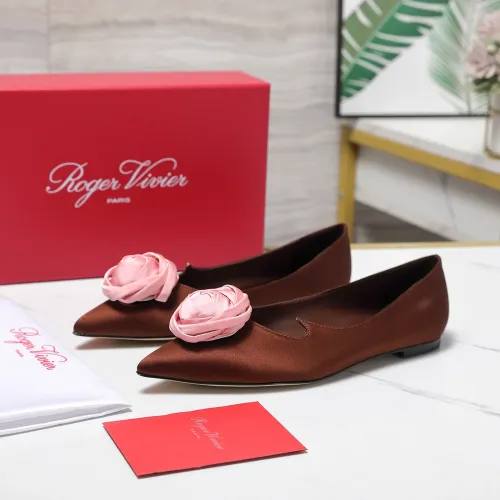 Roger Vivier RV Flat Shoes For Women #1418121 $115.00 USD, Wholesale Replica Roger Vivier RV Flat Shoes