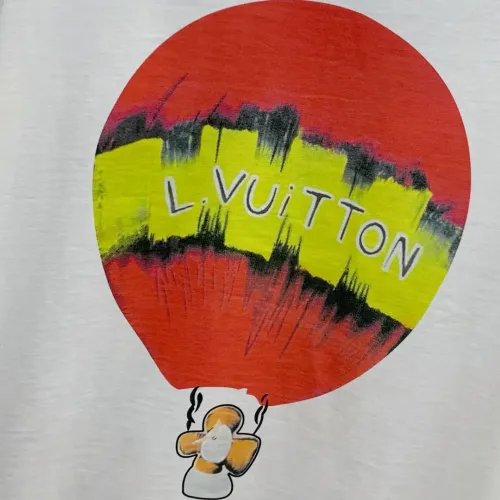 Replica Louis Vuitton LV T-Shirts Short Sleeved For Men #1418324 $60.00 USD for Wholesale