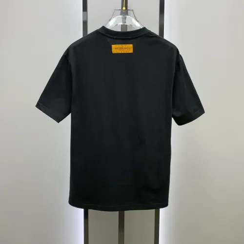 Replica Louis Vuitton LV T-Shirts Short Sleeved For Men #1418325 $60.00 USD for Wholesale