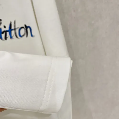 Replica Louis Vuitton LV T-Shirts Short Sleeved For Men #1418330 $64.00 USD for Wholesale