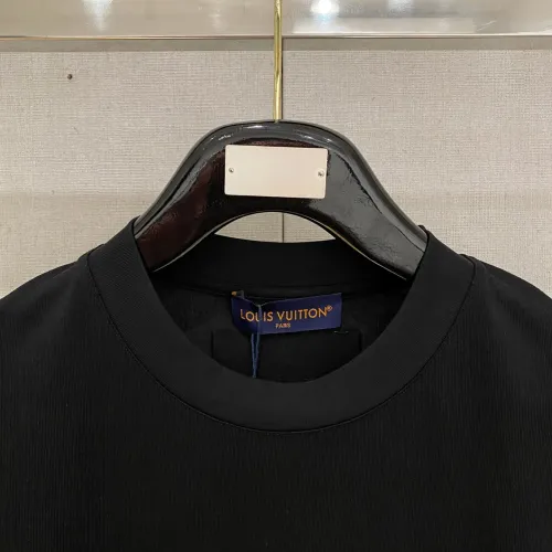 Replica Louis Vuitton LV T-Shirts Short Sleeved For Men #1418363 $64.00 USD for Wholesale