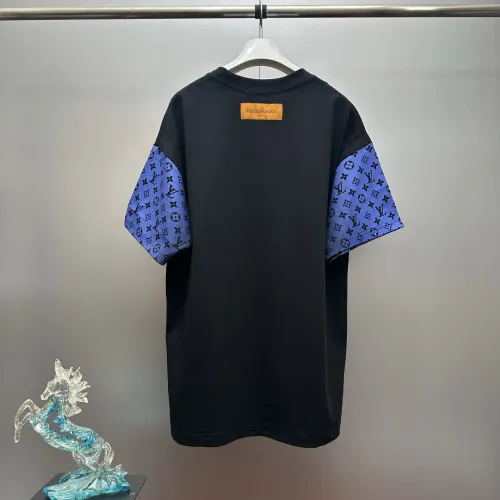 Replica Louis Vuitton LV T-Shirts Short Sleeved For Unisex #1418499 $48.00 USD for Wholesale