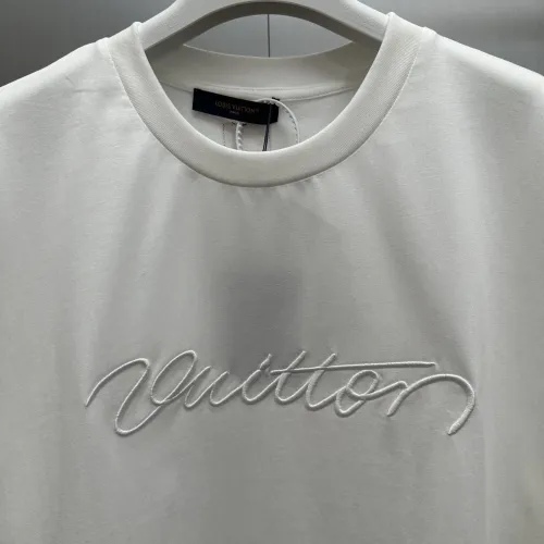 Replica Louis Vuitton LV T-Shirts Short Sleeved For Unisex #1418772 $56.00 USD for Wholesale