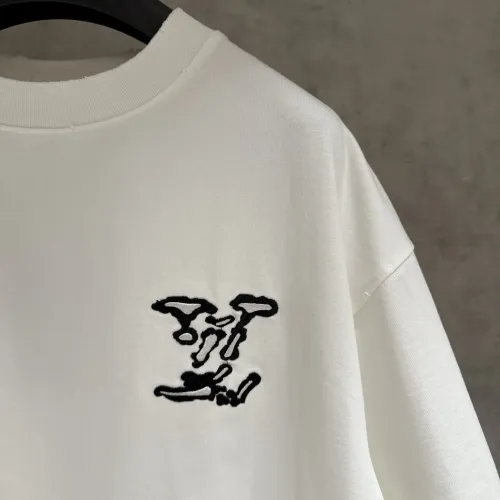 Replica Louis Vuitton LV T-Shirts Short Sleeved For Unisex #1418801 $56.00 USD for Wholesale