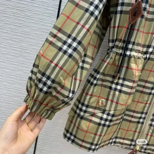 Replica Burberry Jackets Long Sleeved For Women #1419585 $125.00 USD for Wholesale