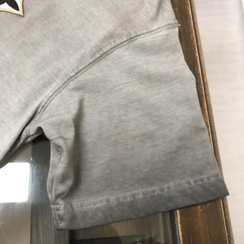 Replica Louis Vuitton LV T-Shirts Short Sleeved For Unisex #1419933 $36.00 USD for Wholesale