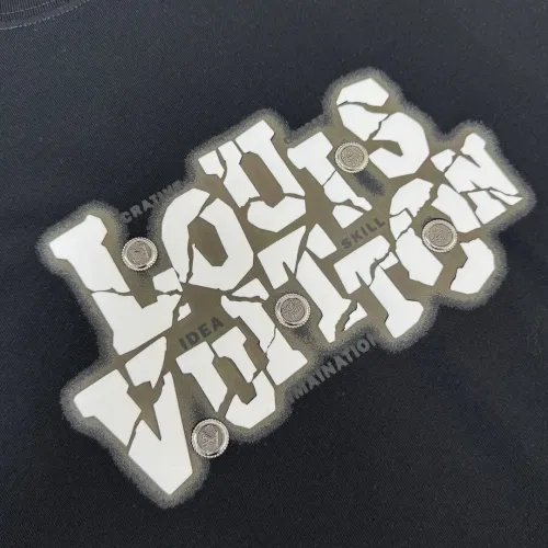 Replica Louis Vuitton LV T-Shirts Short Sleeved For Unisex #1419962 $29.00 USD for Wholesale