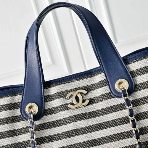 Replica Chanel AAA Quality Handbags For Women #1420113 $88.00 USD for Wholesale