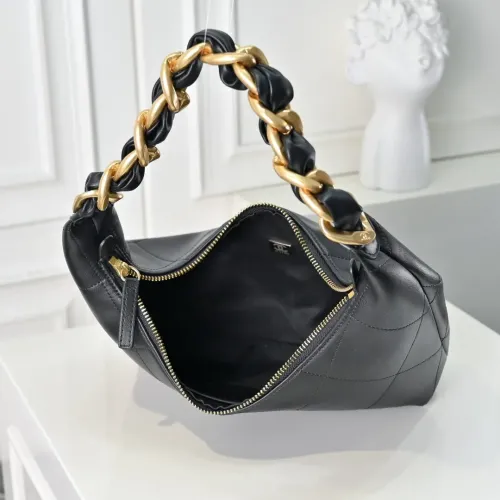 Replica Chanel AAA Quality Handbags For Women #1420128 $92.00 USD for Wholesale