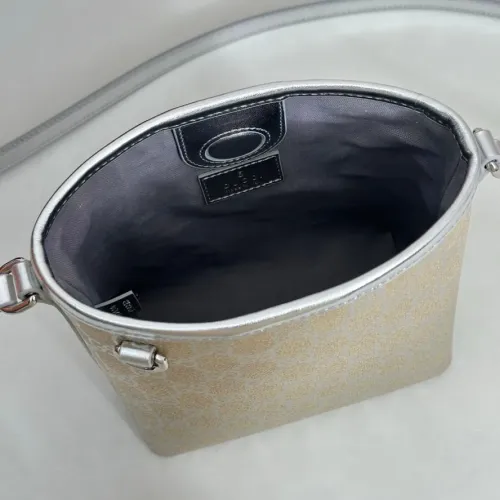 Replica Gucci AAA Quality Messenger Bags For Women #1420192 $150.00 USD for Wholesale