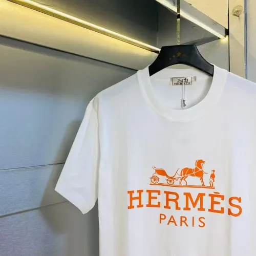 Replica Hermes T-Shirts Short Sleeved For Unisex #1420205 $27.00 USD for Wholesale