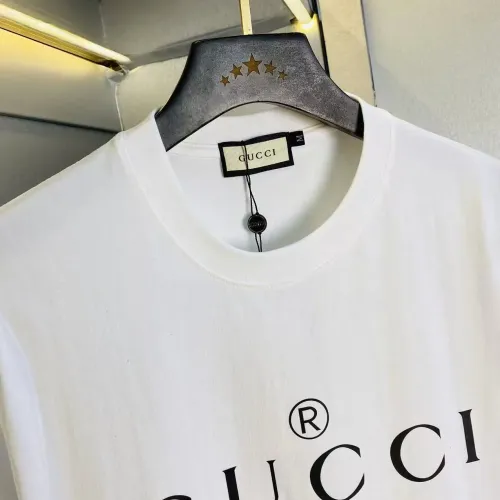 Replica Gucci T-Shirts Short Sleeved For Unisex #1420211 $27.00 USD for Wholesale
