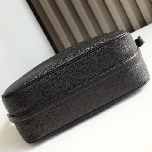 Replica Gucci AAA Quality Shoulder Bags For Women #1420353 $182.00 USD for Wholesale