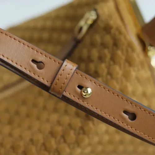 Replica Gucci AAA Quality Shoulder Bags For Women #1420356 $182.00 USD for Wholesale