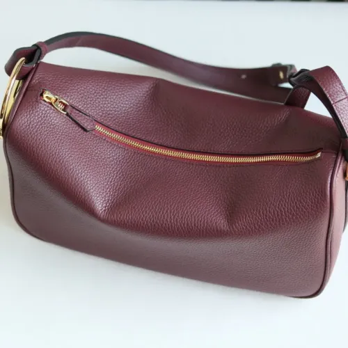 Replica Gucci AAA Quality Shoulder Bags For Women #1420359 $182.00 USD for Wholesale