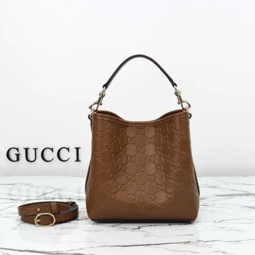 Replica Gucci AAA Quality Handbags For Women #1420471 $170.00 USD for Wholesale