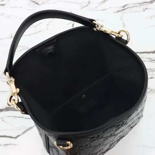 Replica Gucci AAA Quality Handbags For Women #1420478 $170.00 USD for Wholesale