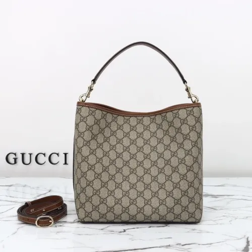 Replica Gucci AAA Quality Handbags For Women #1420513 $140.00 USD for Wholesale