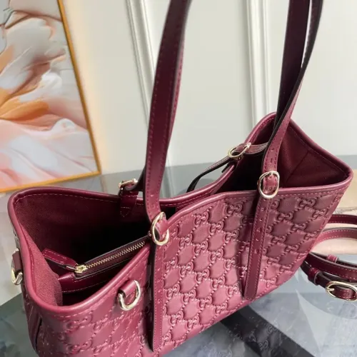 Replica Gucci AAA Quality Shoulder Bags For Women #1420533 $202.00 USD for Wholesale