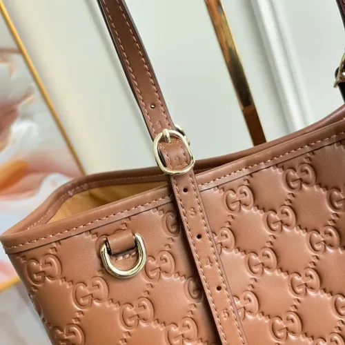 Replica Gucci AAA Quality Shoulder Bags For Women #1420534 $202.00 USD for Wholesale