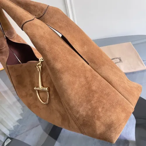 Replica Gucci AAA Quality Handbags For Women #1420570 $244.63 USD for Wholesale