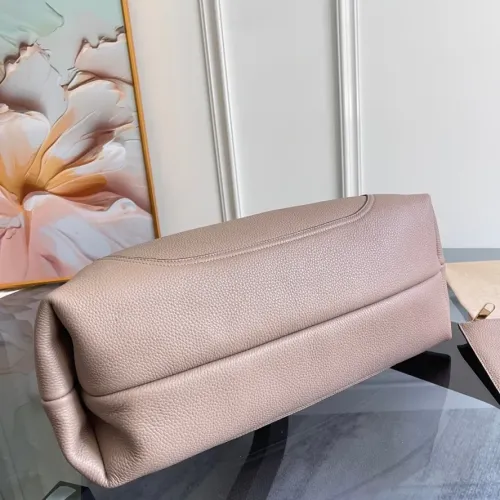 Replica Gucci AAA Quality Handbags For Women #1420578 $264.46 USD for Wholesale