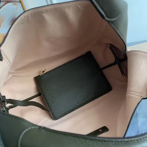 Replica Gucci AAA Quality Handbags For Women #1420580 $264.46 USD for Wholesale