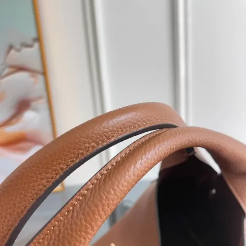 Replica Gucci AAA Quality Handbags For Women #1420585 $264.46 USD for Wholesale