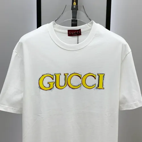 Replica Gucci T-Shirts Short Sleeved For Men #1421927 $68.00 USD for Wholesale