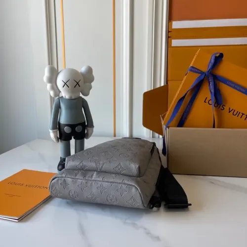 Replica Louis Vuitton AAA Man Messenger Bags #1422135 $92.00 USD for Wholesale