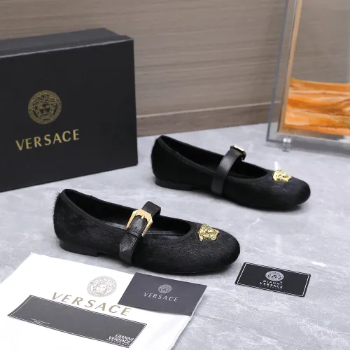 Replica Versace Flat Shoes For Women #1422333 $118.00 USD for Wholesale