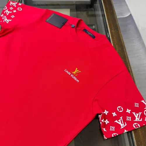Replica Louis Vuitton LV T-Shirts Short Sleeved For Unisex #1423460 $32.00 USD for Wholesale
