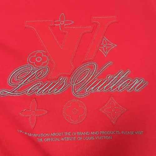 Replica Louis Vuitton LV T-Shirts Short Sleeved For Unisex #1423469 $32.00 USD for Wholesale