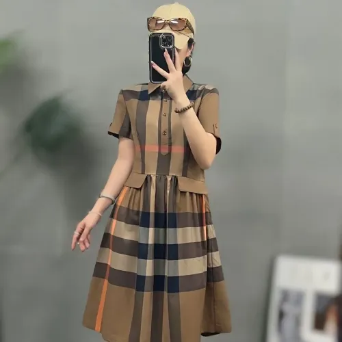 Replica Burberry Dresses Short Sleeved For Women #1423757 $76.00 USD for Wholesale