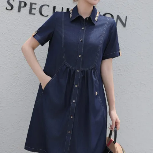 Replica Burberry Dresses Short Sleeved For Women #1423758 $76.00 USD for Wholesale