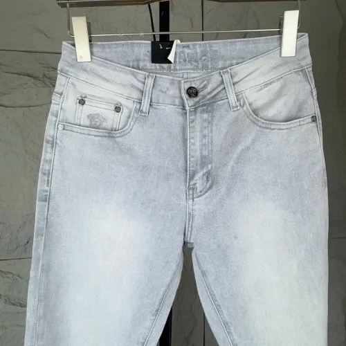 Replica Versace Jeans For Men #1423878 $48.00 USD for Wholesale