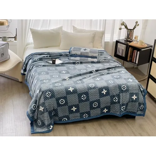Louis Vuitton LV Blankett #1424503 $68.00 USD, Wholesale Replica Louis Vuitton LV Blanket