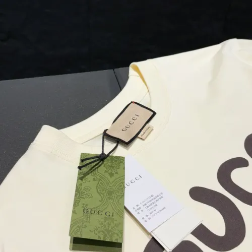 Replica Gucci T-Shirts Short Sleeved For Unisex #1424609 $34.00 USD for Wholesale