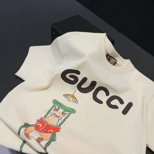 Replica Gucci T-Shirts Short Sleeved For Unisex #1424609 $34.00 USD for Wholesale
