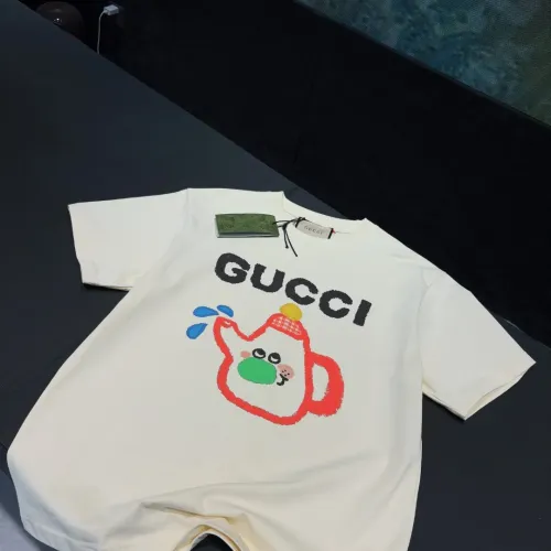 Replica Gucci T-Shirts Short Sleeved For Unisex #1424610 $34.00 USD for Wholesale