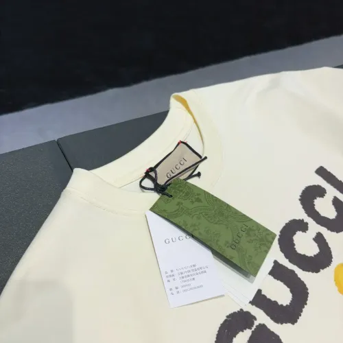 Replica Gucci T-Shirts Short Sleeved For Unisex #1424610 $34.00 USD for Wholesale