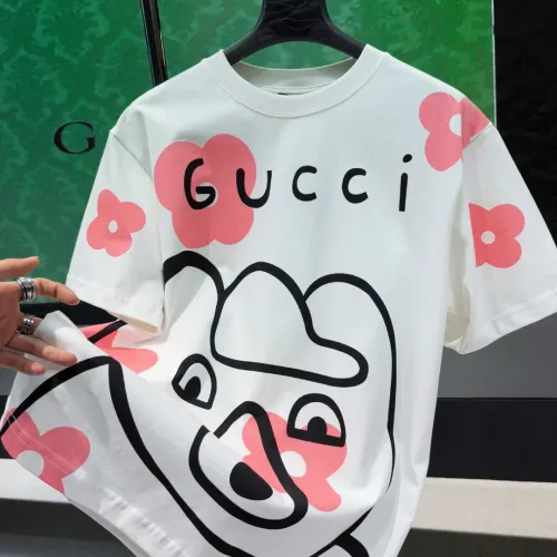 Replica Gucci T-Shirts Short Sleeved For Unisex #1424619 $34.00 USD for Wholesale