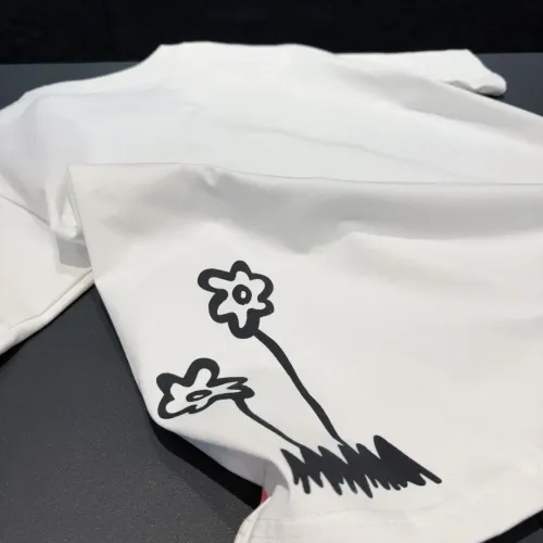 Replica Gucci T-Shirts Short Sleeved For Unisex #1424619 $34.00 USD for Wholesale