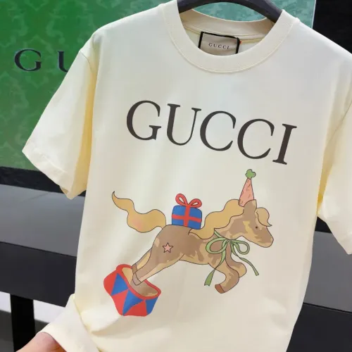 Replica Gucci T-Shirts Short Sleeved For Unisex #1424623 $34.00 USD for Wholesale