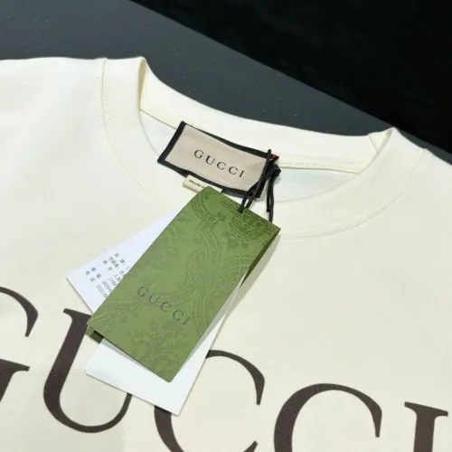 Replica Gucci T-Shirts Short Sleeved For Unisex #1424625 $34.00 USD for Wholesale